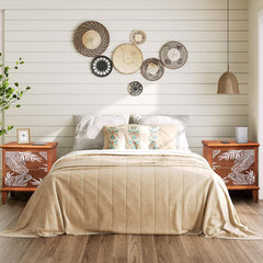 HAOYYE 2-Drawer Wood Nightstand, Bohemian Style Side Table with Storage, Rustic Wood Bedside Table for Bedroom, Living Room, Modern Retro Accent Table with Natural Wood Grain, Compact and Durable Design for Small Spaces