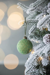 HAOYYE D3" Christmas Ball Ornaments, Glass Decorative Hanging Ball Christmas Tree Ornaments for Holiday Party Decorations, Set of 12 Sturdy Space-Saving Heavy Duty Modern Design Adults Dorm Room