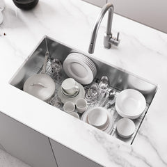 HAOYYE 30" L X 18" W Undermount Single Bowl 16 Gauge 304 Stainless Steel Kitchen Sink (Sink Only) Sturdy Space-Saving Heavy Duty Modern Design Adults Dorm Room Easy Assembly Bedroom Furniture