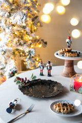 Haoyye 8 Pack Plastic Charger Plates, 13 Inch Round Reef Design Plate Set for Table Setting, Reusable Decorative Dinner Plate Chargers for Weddings, Parties, Events or Everyday Dining, Durable and Lightweight, Elegant Table Decor Accent