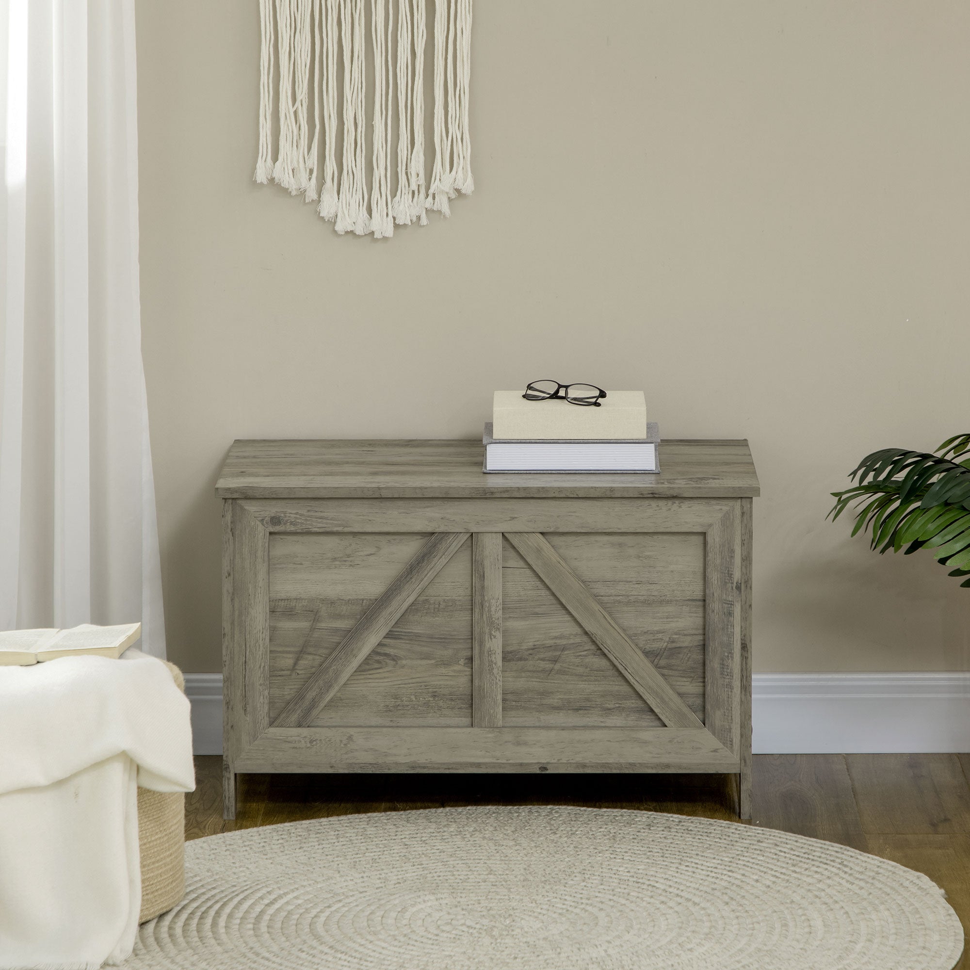 HAOYYE Gray Storage Bench with Flip-Top Lid and Safety Lift Support, Farmhouse Style Wooden Storage Chest for Entryway Bedroom Living Room, Multi-Purpose Organizer Cabinet with Strong Load Capacity and Hidden Compartment
