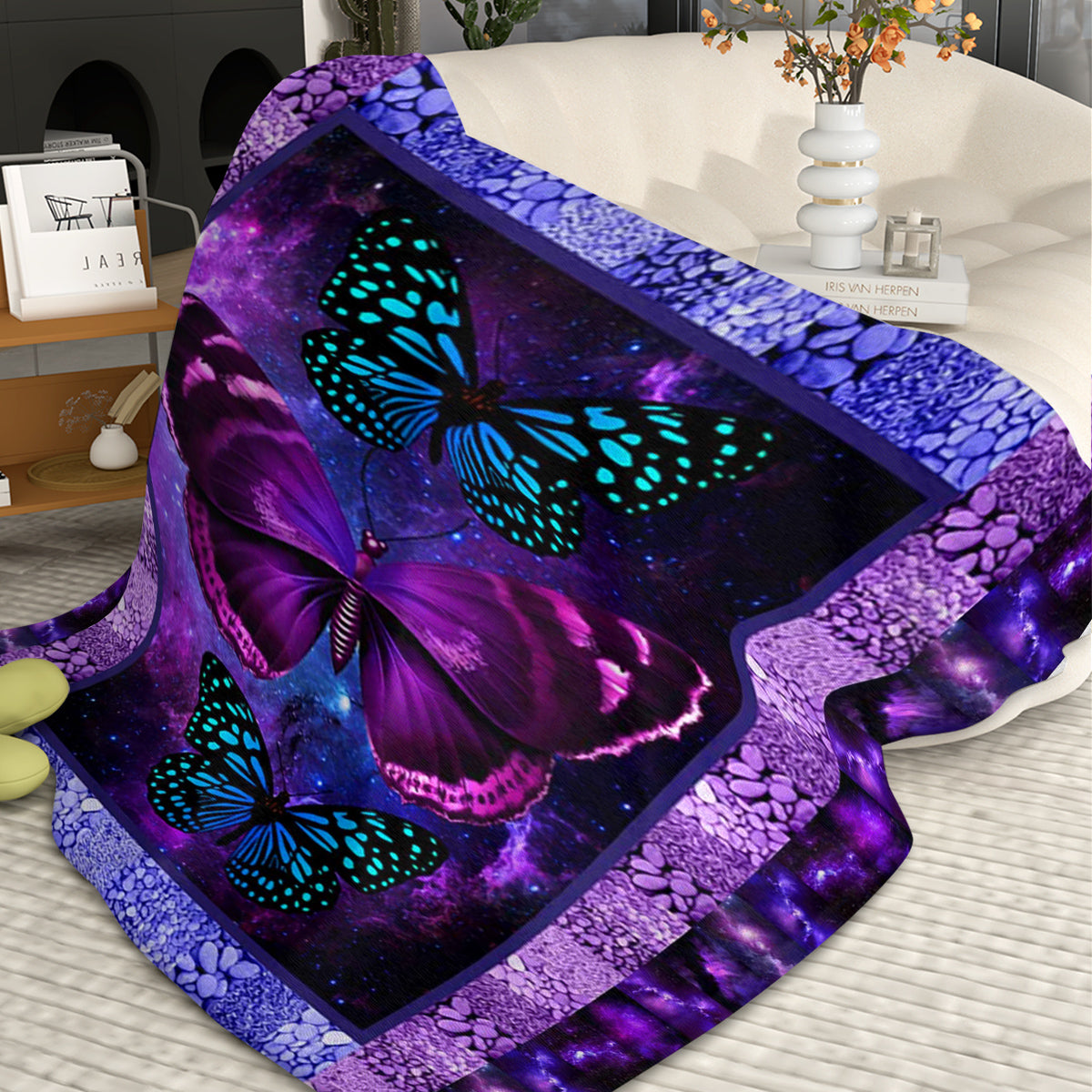HAOYYE Butterfly Print Flannel Blanket - Soft, Warm, Lightweight Throw for Couch, Sofa, Office, Bed, Camping, and Travel - Multi-Purpose Blanket for All Seasons and Gift Occasions