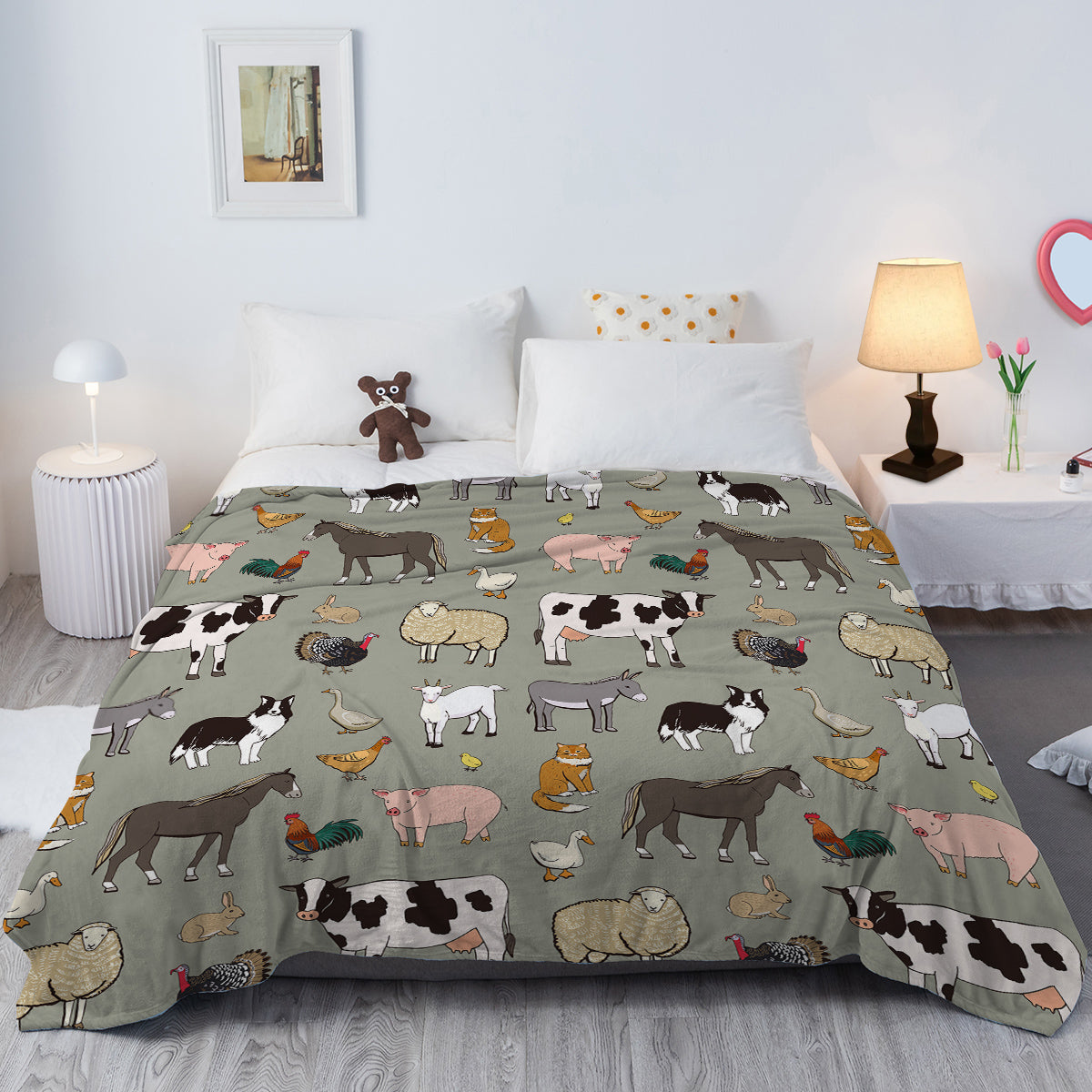HAOYYE Soft Cozy Blanket with Various Animal Designs, Durable Comfortable Flannel Fleece Throw, Ideal for Women and Adults, Great Birthday Gift, Home Decor for Sofa Couch Office Bed, Perfect for Camping and Travel