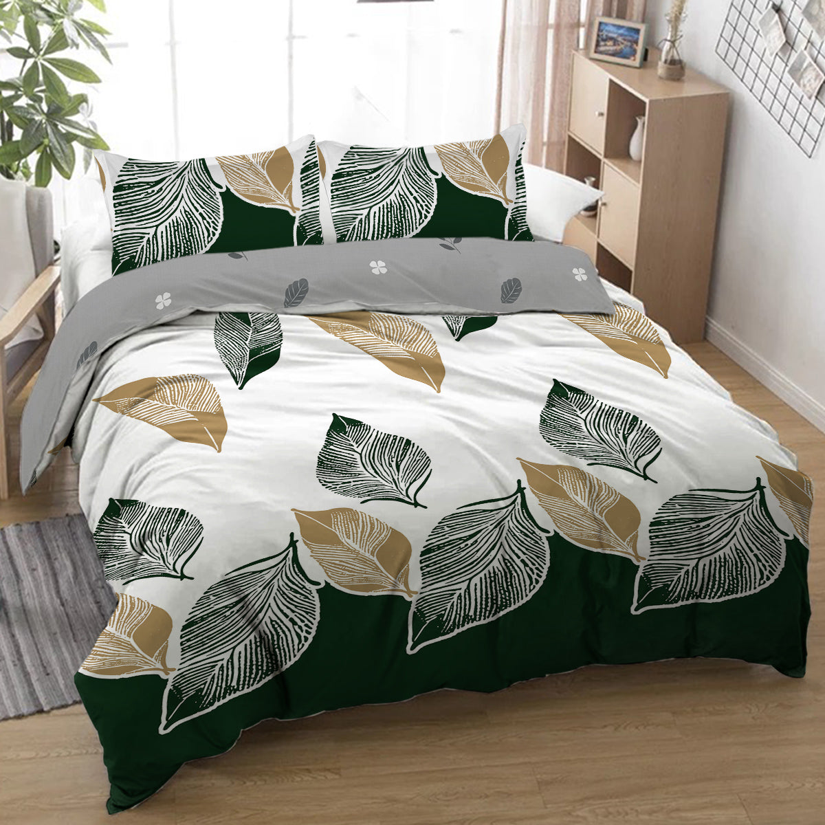HAOYYE 3-Piece Green Gold Tropical Duvet Cover Set, Botanical Palm Leaves Pattern, Microfiber Lightweight Bedding with 2 Pillowcases, King Size, Soft and Cozy Design for a Relaxing and Stylish Bedroom