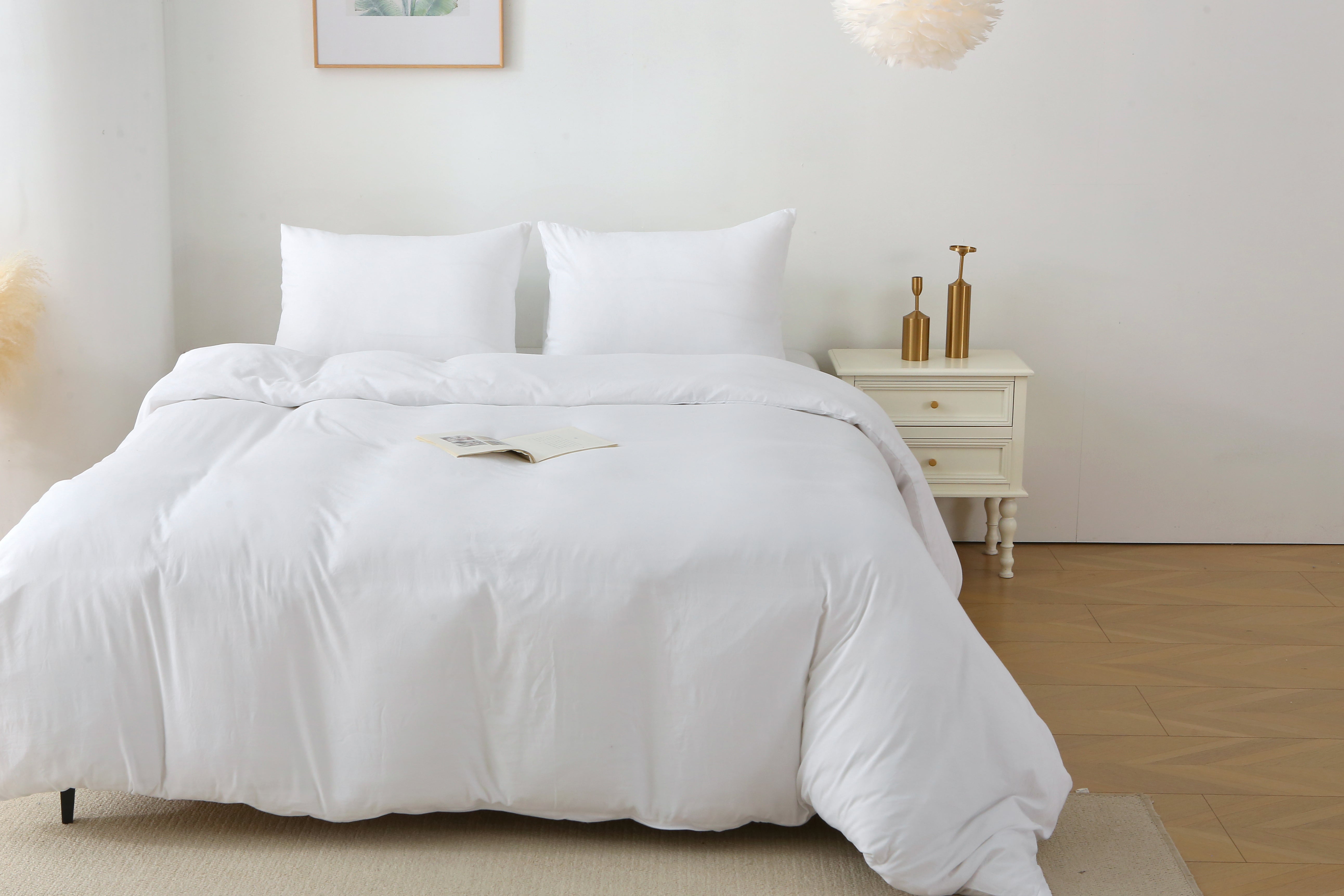 HAOYYE King Duvet Cover Set, 3 Pieces Solid Color Bedding Set, 1 Duvet Cover and 2 Pillow Shams, Soft Cozy Warm Flannel Fleece, Luxury Comforter Cover for Bedroom Home Decor, White, King Size (Comforter Not Included)