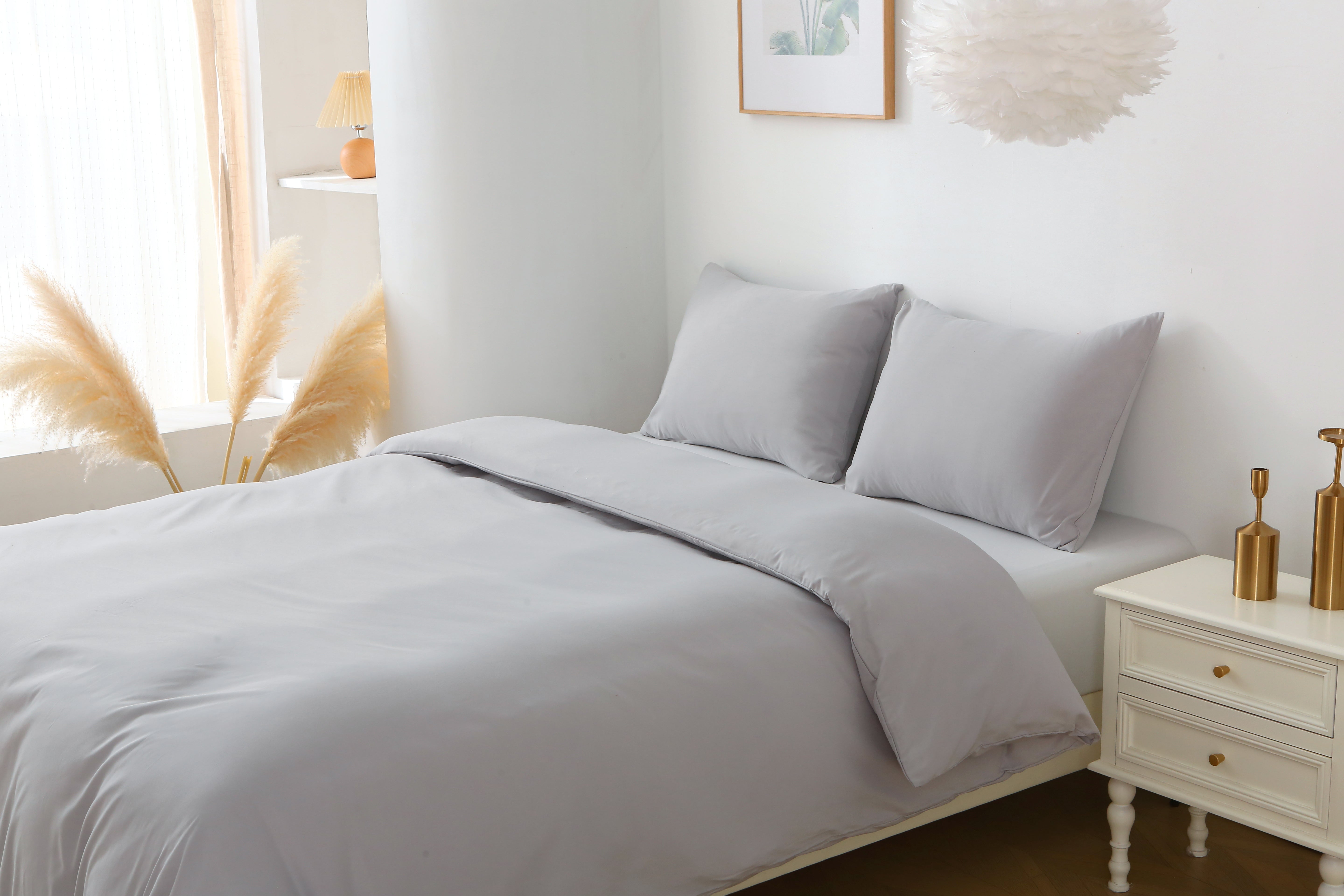 HAOYYE King Duvet Cover Set, 3 Pieces Solid Color Bedding Set, 1 Duvet Cover & 2 Pillow Shams, Soft Cozy Warm Flannel Fleece Comforter Cover, Luxury Home Decor, Light Grey King Size (Comforter Not Included)