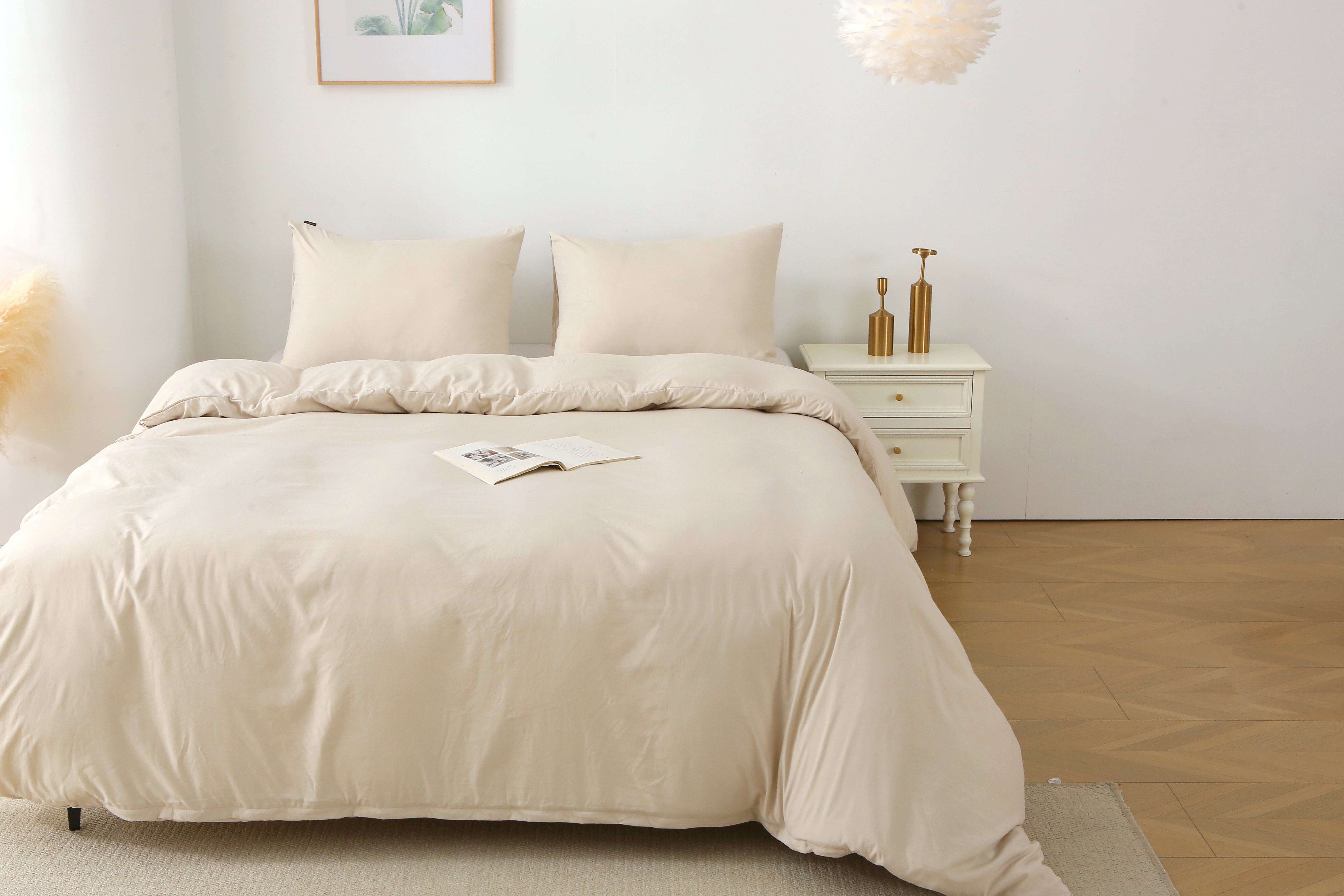 HAOYYE King Duvet Cover Set, 3-Piece Solid Color Bedding Set with 1 Duvet Cover and 2 Pillow Shams, Soft Cozy Warm Flannel Fleece for Luxurious Comfort, Beige, Elegant Home Decor for Bedroom