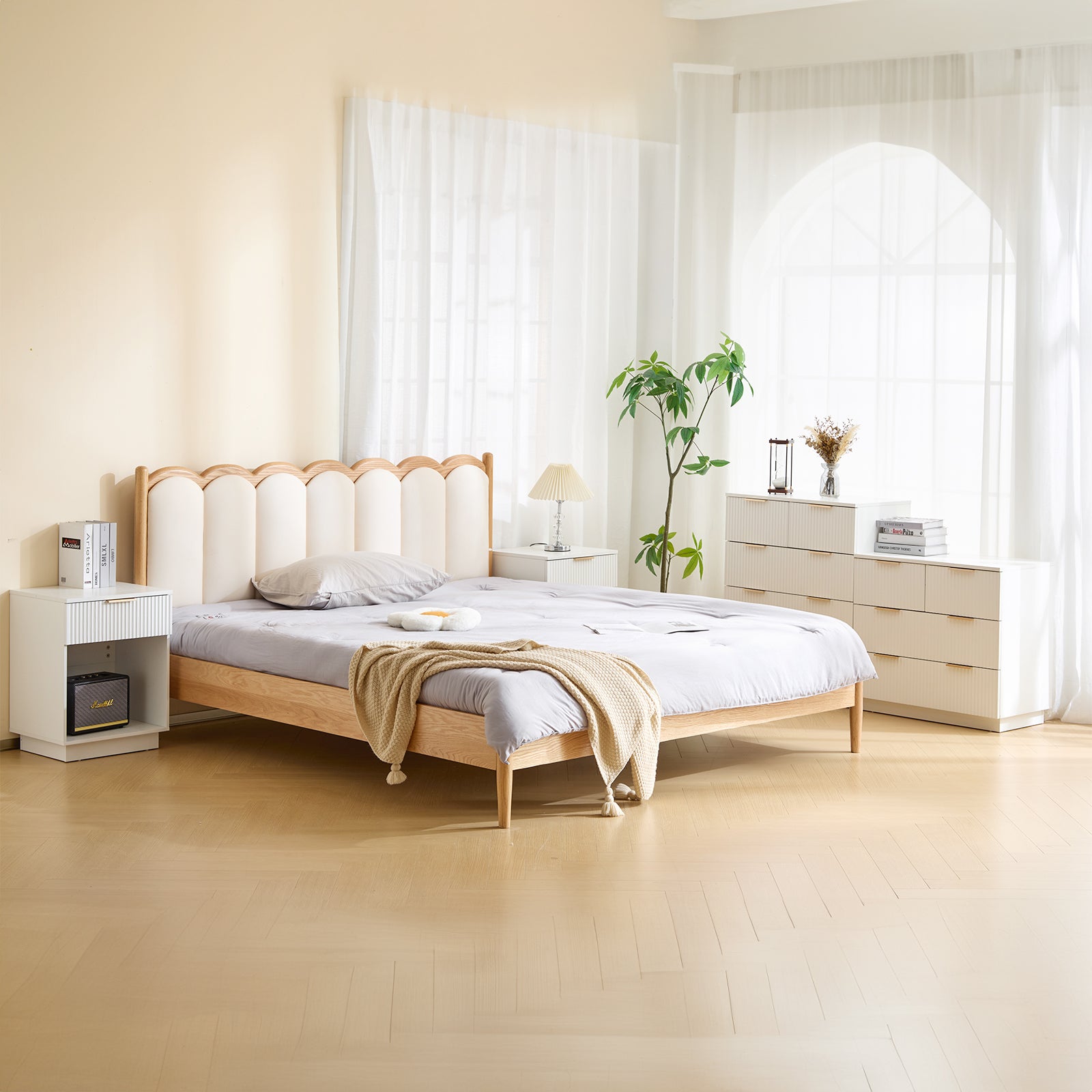 HAOYYE FCH White 5-Drawer Storage Cabinet, P2 Particle Board & Density Board Dresser with Wavy Pattern Drawer Fronts, Modern 4-Tier Chest of Drawers for Bedroom, Living Room, Home Office, Stylish & Space-Saving