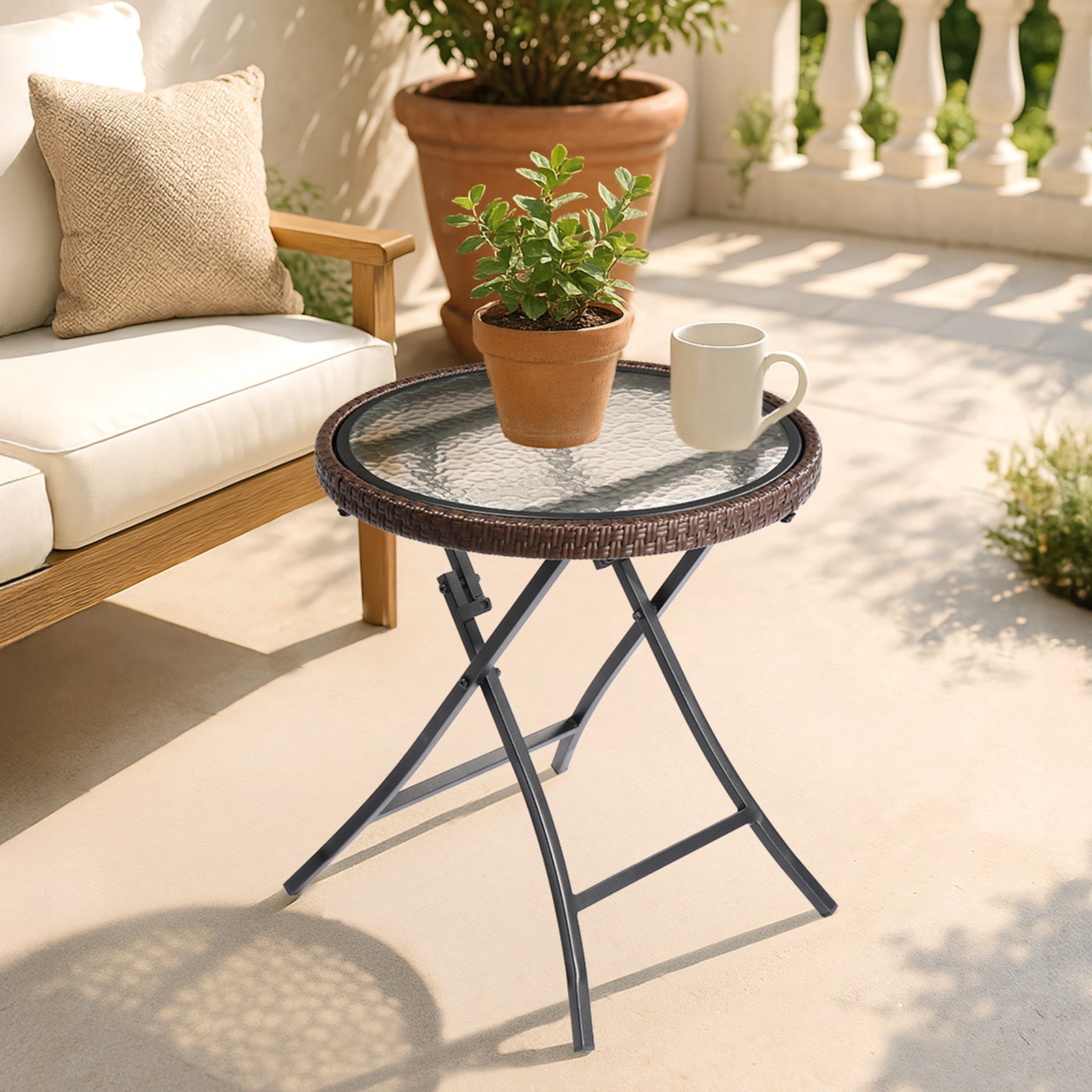 HAOYYE Outdoor Side Table Round Rattan Patio Table Small Foldable Wicker End Table with Tempered Glass Top for Balcony Lawn Garden Porch Deck Pool Compact Weather Resistant Coffee Table for Outdoor Furniture Use Brown