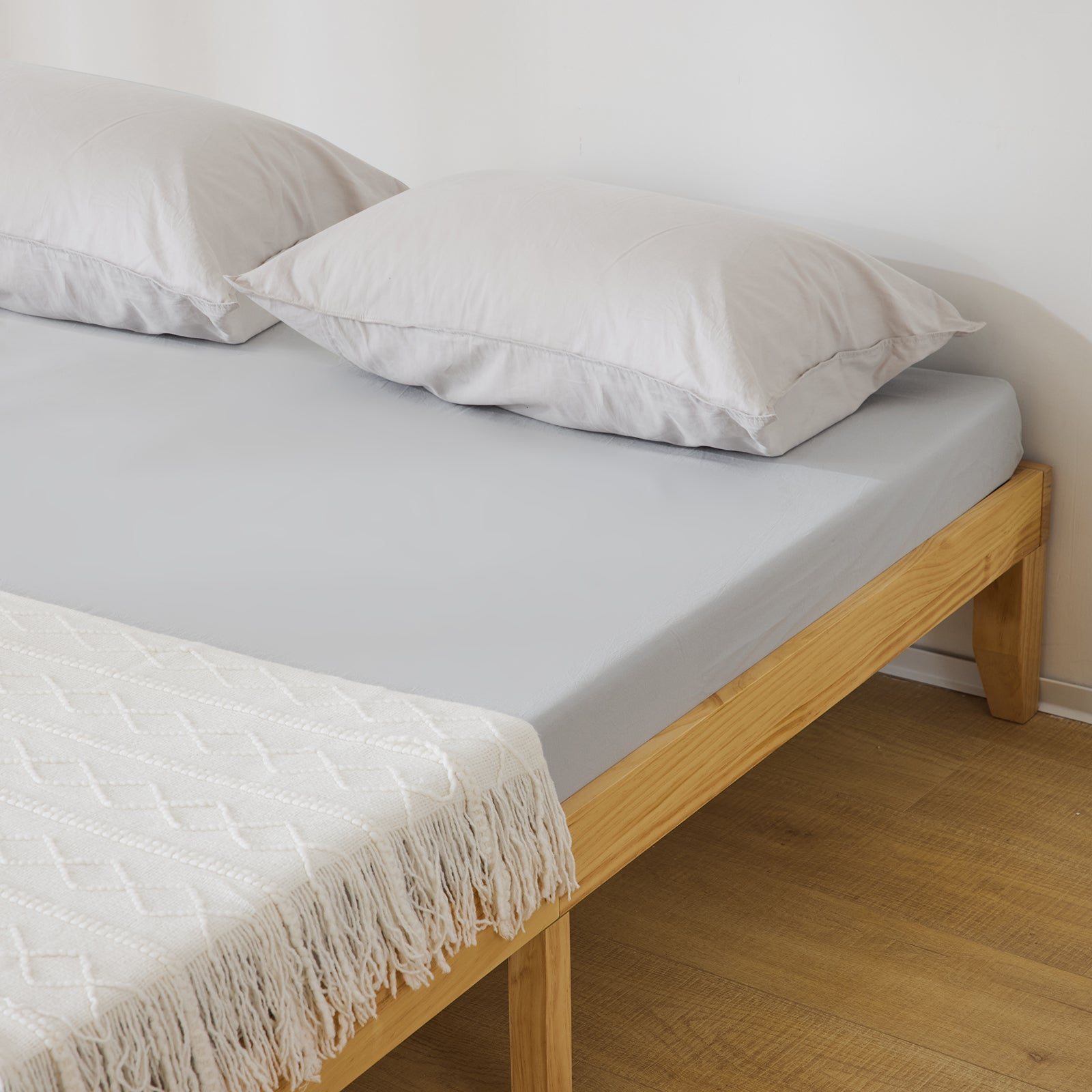 HAOYYE Basic Pine Wood Bed Frame with Original Natural Finish, Sturdy Wooden Platform Bed, Simple and Durable Design for Bedroom, Easy Assembly and Classic Style for Single Size Mattress