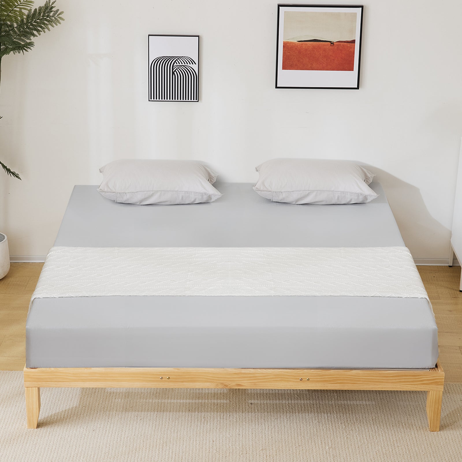HAOYYE Basic Painted Pine Wood Bed Frame King Size Wooden Bed Simple and Durable Design Classic Natural Finish Sturdy Construction Perfect for Bedroom