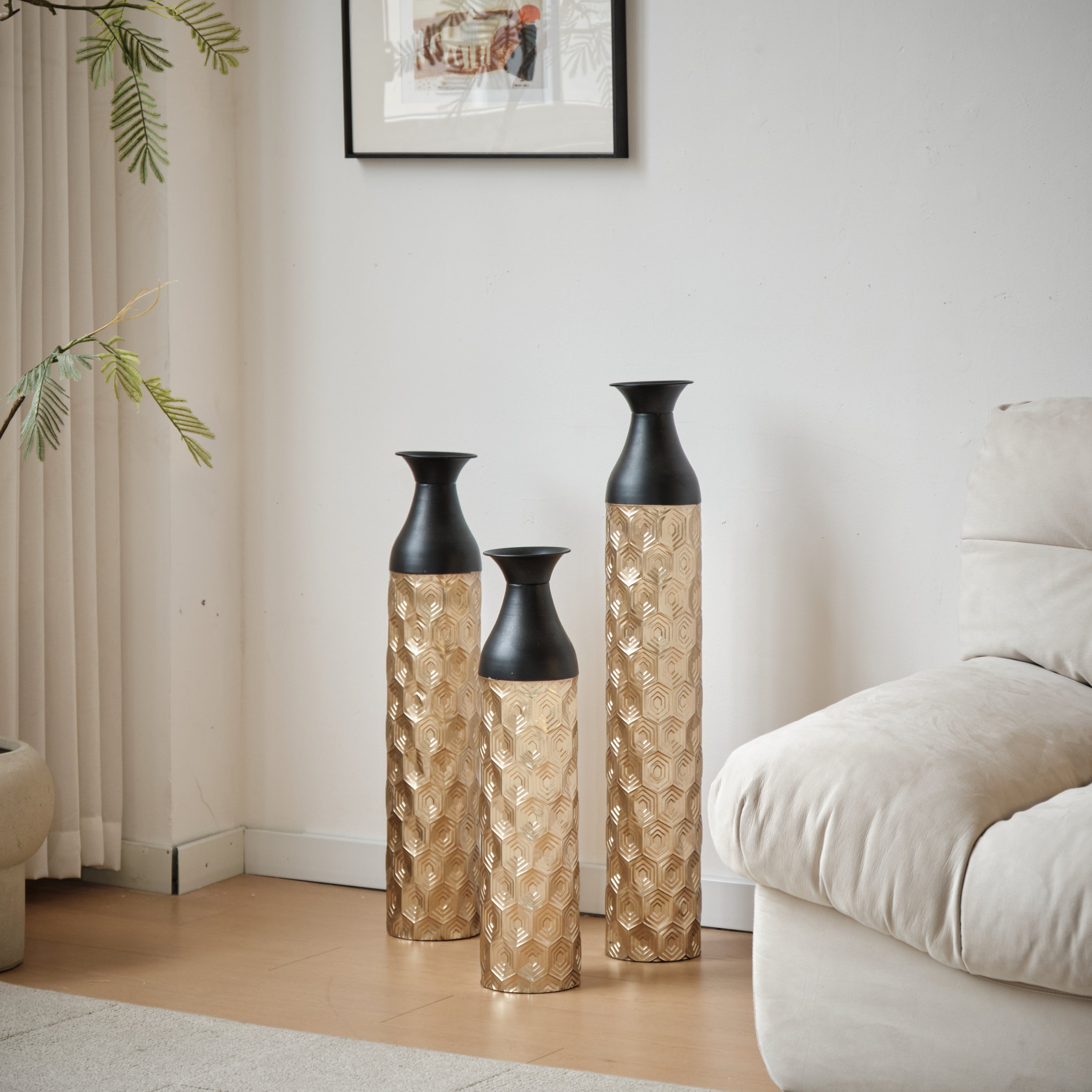 HAOYYE Floor Metal Vases Decorated White Metal vases Set of 3 gorgeous home decoration large glazed metal vases 24.8in/29in/33.8in height Sturdy Space-Saving Heavy Duty Modern Design Adults Dorm Room