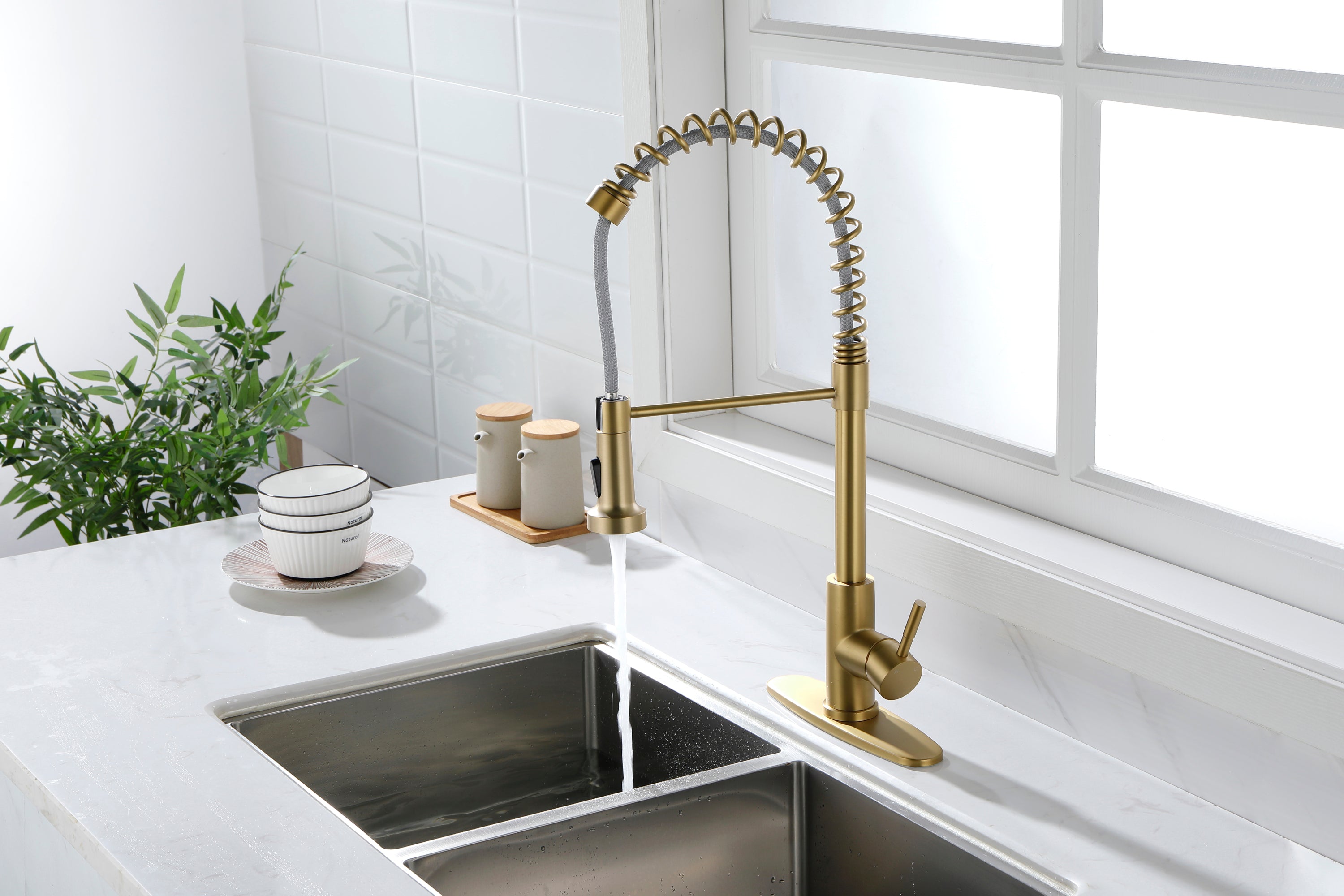 HAOYYE Kitchen Faucet with Pull Out Spraye Sturdy Space-Saving Heavy Duty Modern Design Adults Dorm Room Easy Assembly Bedroom Furniture
