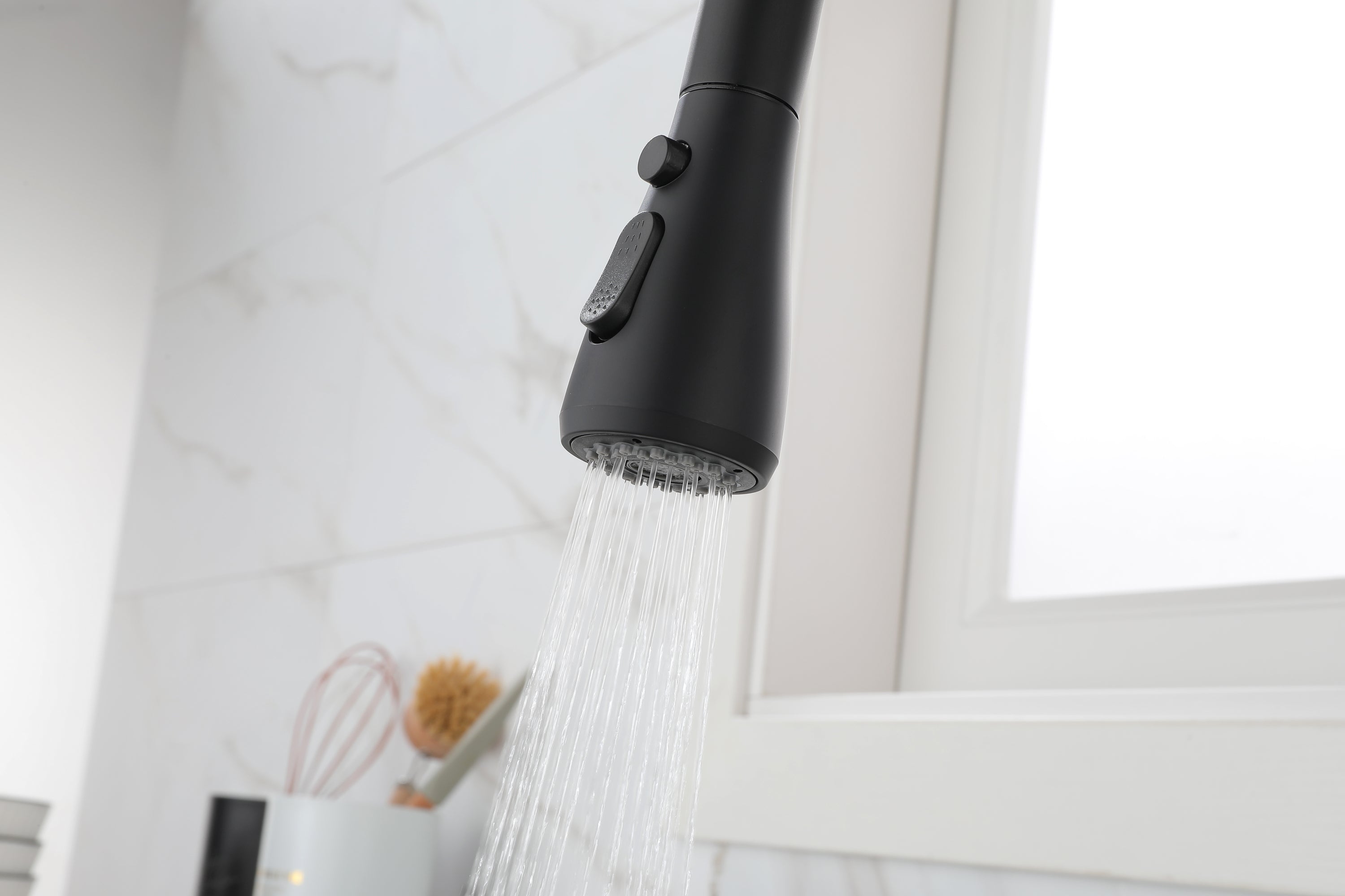 HAOYYE Kitchen Faucet with Pull Out Spraye Sturdy Space-Saving Heavy Duty Modern Design Adults Dorm Room Easy Assembly Bedroom Furniture