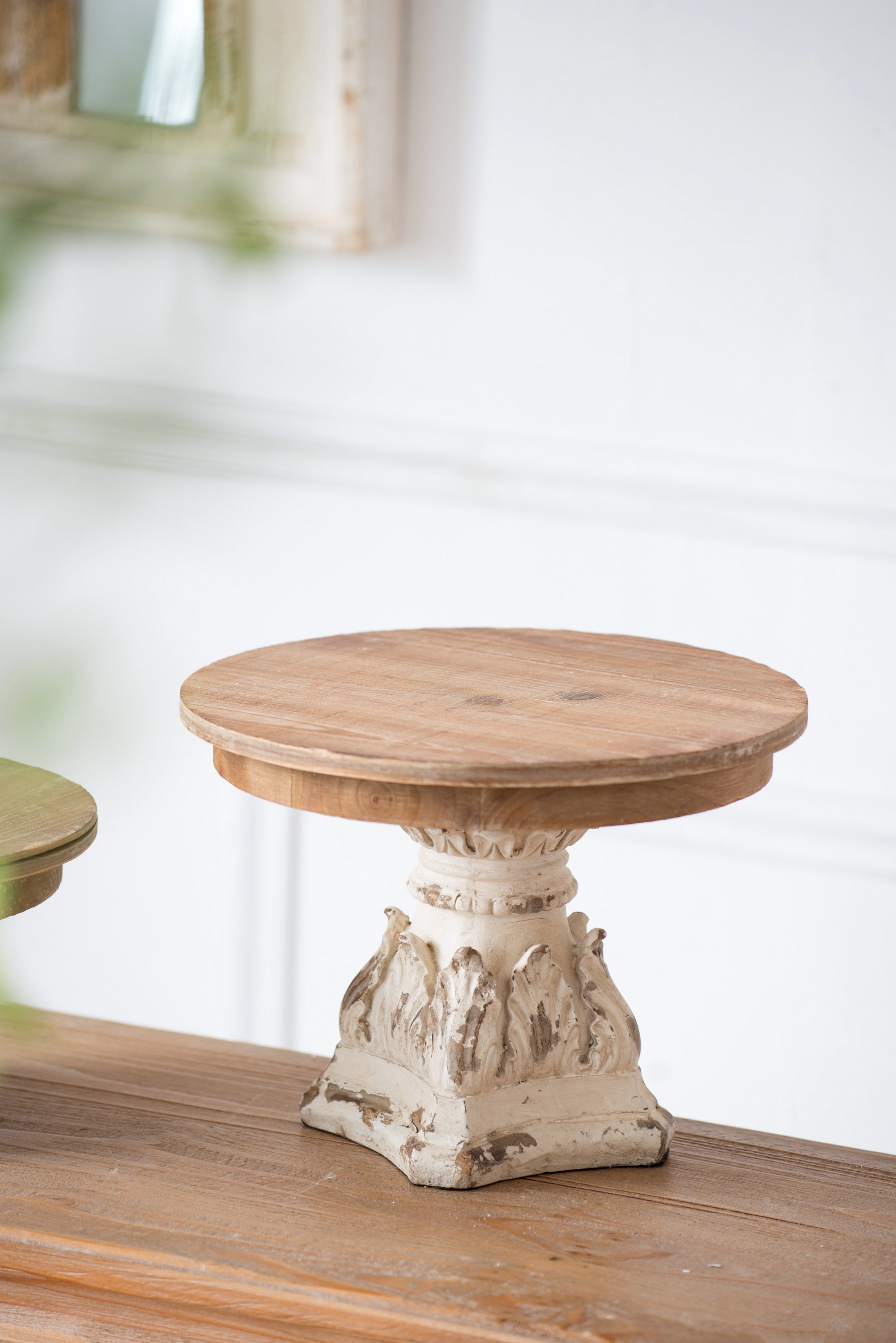 HAOYYE D10.5" x 7.5" Cake Stand, Wood Cake Plate with Magnesium Base Sturdy Space-Saving Heavy Duty Modern Design Adults Dorm Room Easy Assembly Bedroom Furniture