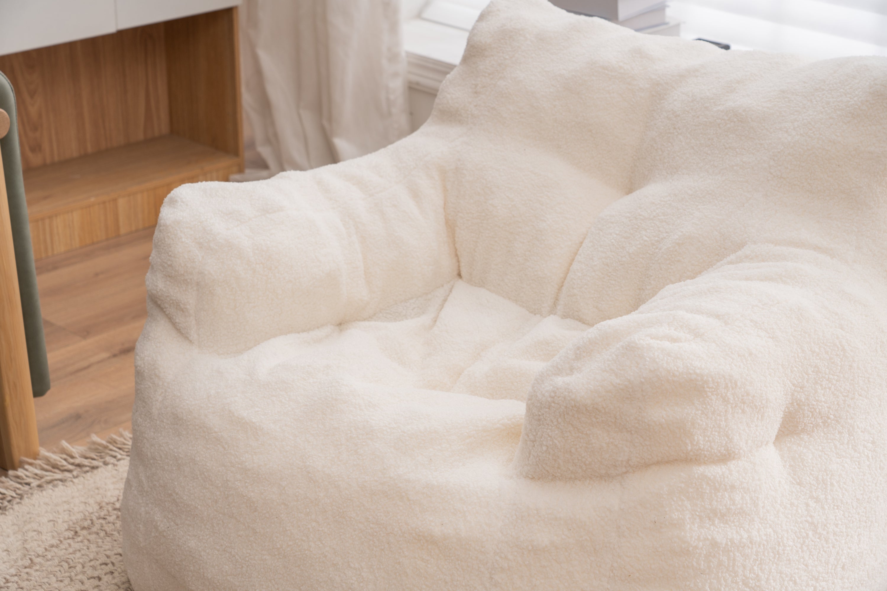Haoyye Ivory Teddy Fabric Bean Bag Chair, Soft Tufted Foam Lounge Chair with Ergonomic Backrest, No Assembly Needed, Modern Floor Seating for Living Room, Bedroom or Lounge Area, Stylish Space-Saving Comfortable Accent Furniture