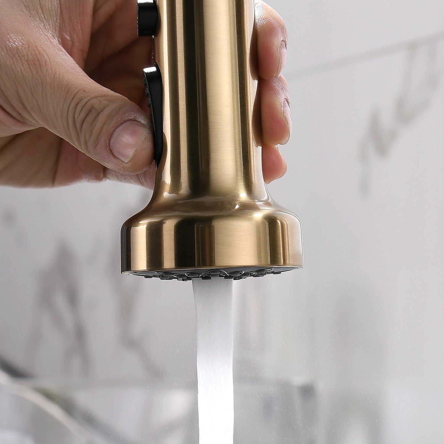 HAOYYE Commercial Brushed Nickel Kitchen Faucet with Pull Down Sprayer, Single Handle Single Lever Kitchen Sink Faucet with Deck Plate Sturdy Space-Saving Heavy Duty Modern Design Adults Dorm Room