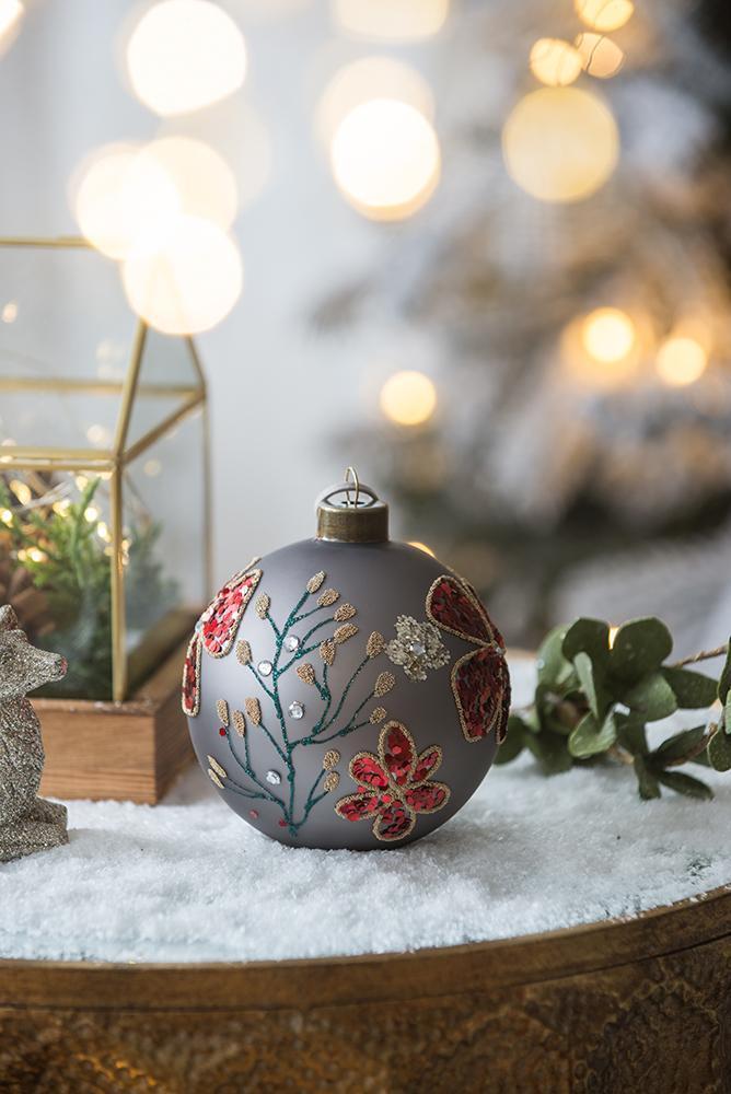HAOYYE D3.9" Christmas Ball Ornaments, Glass Decorative Hanging Ball Christmas Tree Ornaments for Holiday Party Decorations, Set of 6 Sturdy Space-Saving Heavy Duty Modern Design Adults Dorm Room