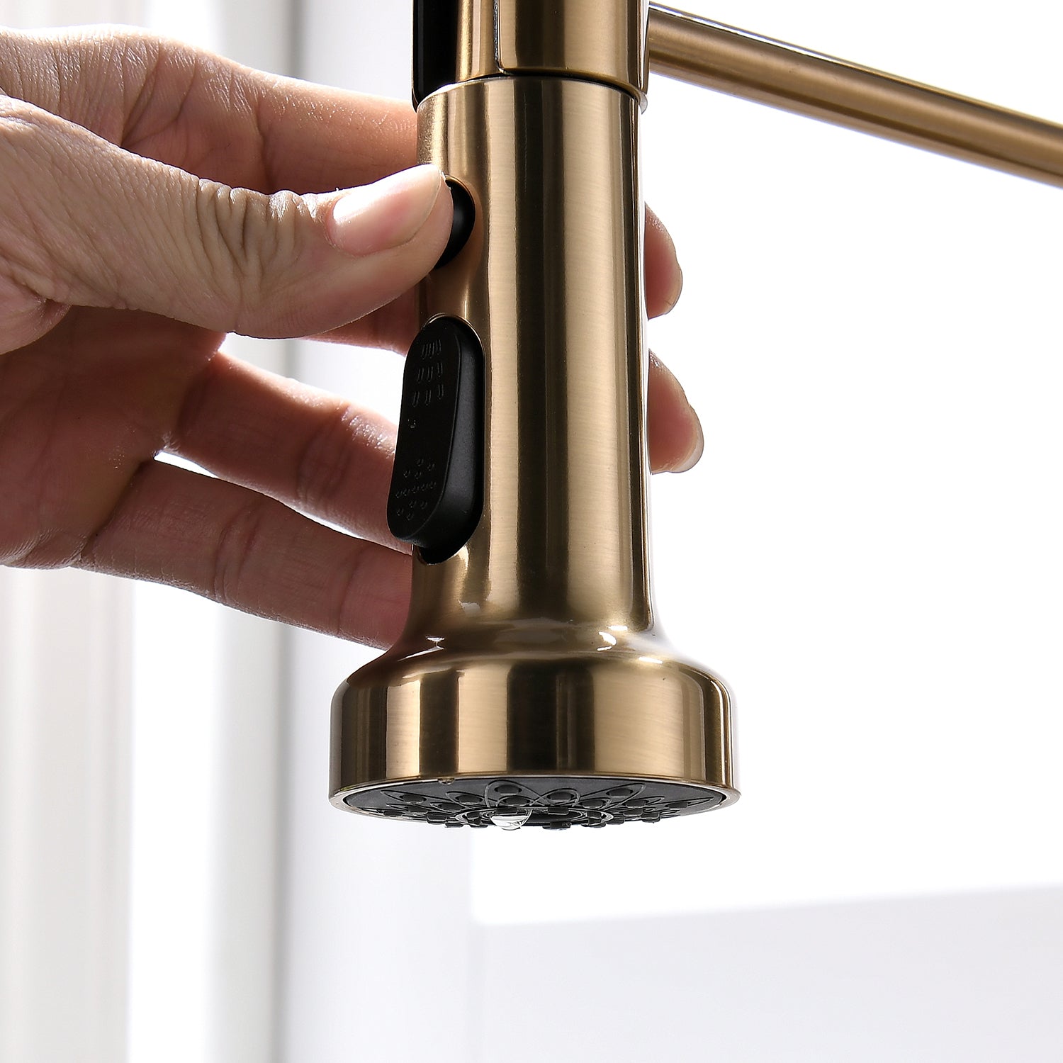 HAOYYE Commercial Brushed Nickel Kitchen Faucet with Pull Down Sprayer, Single Handle Single Lever Kitchen Sink Faucet with Deck Plate Sturdy Space-Saving Heavy Duty Modern Design Adults Dorm Room