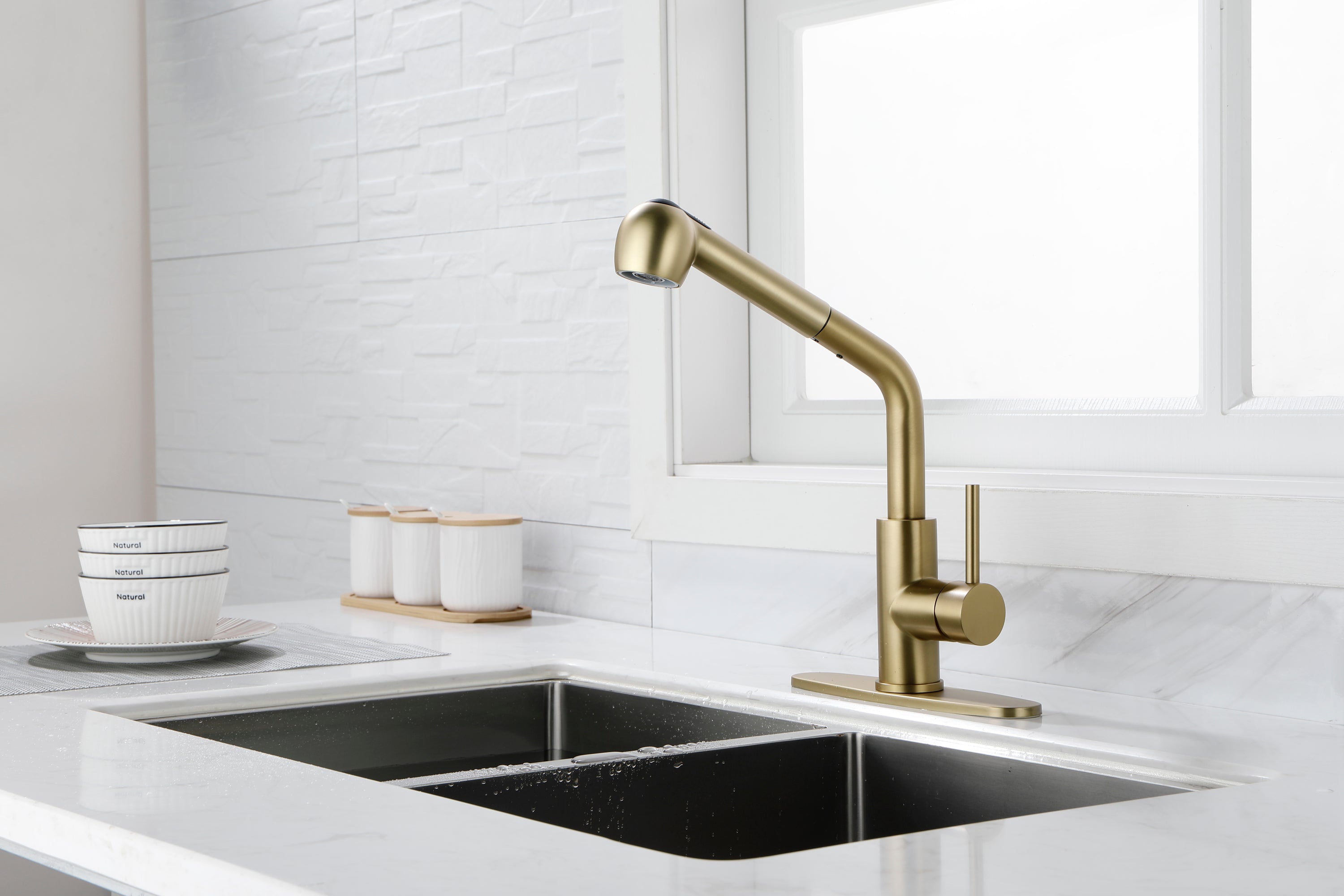 Haoyye Single-Handle Pull-Out Utility Sink Faucet, Stainless Steel High Arc Faucet with Dual Spray Function and 360° Swivel Spout, Easy DIY Installation, Spot-Resistant Finish, Modern Heavy Duty Design for Laundry Room, Kitchen, or Utility Sink