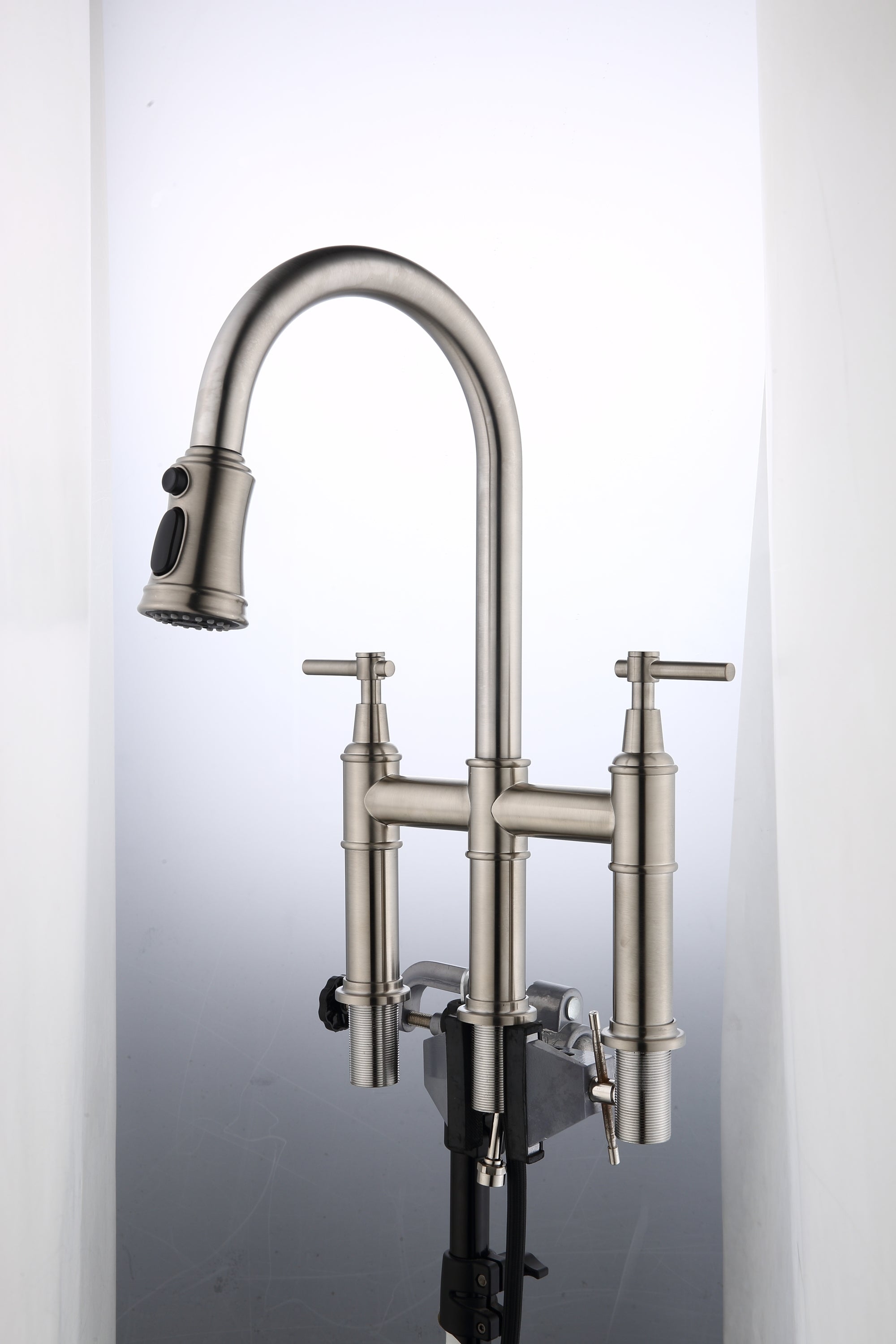 HAOYYE Bridge Kitchen Faucet with Pull-Down Sprayhead in Spot Sturdy Space-Saving Heavy Duty Modern Design Adults Dorm Room Easy Assembly Bedroom Furniture