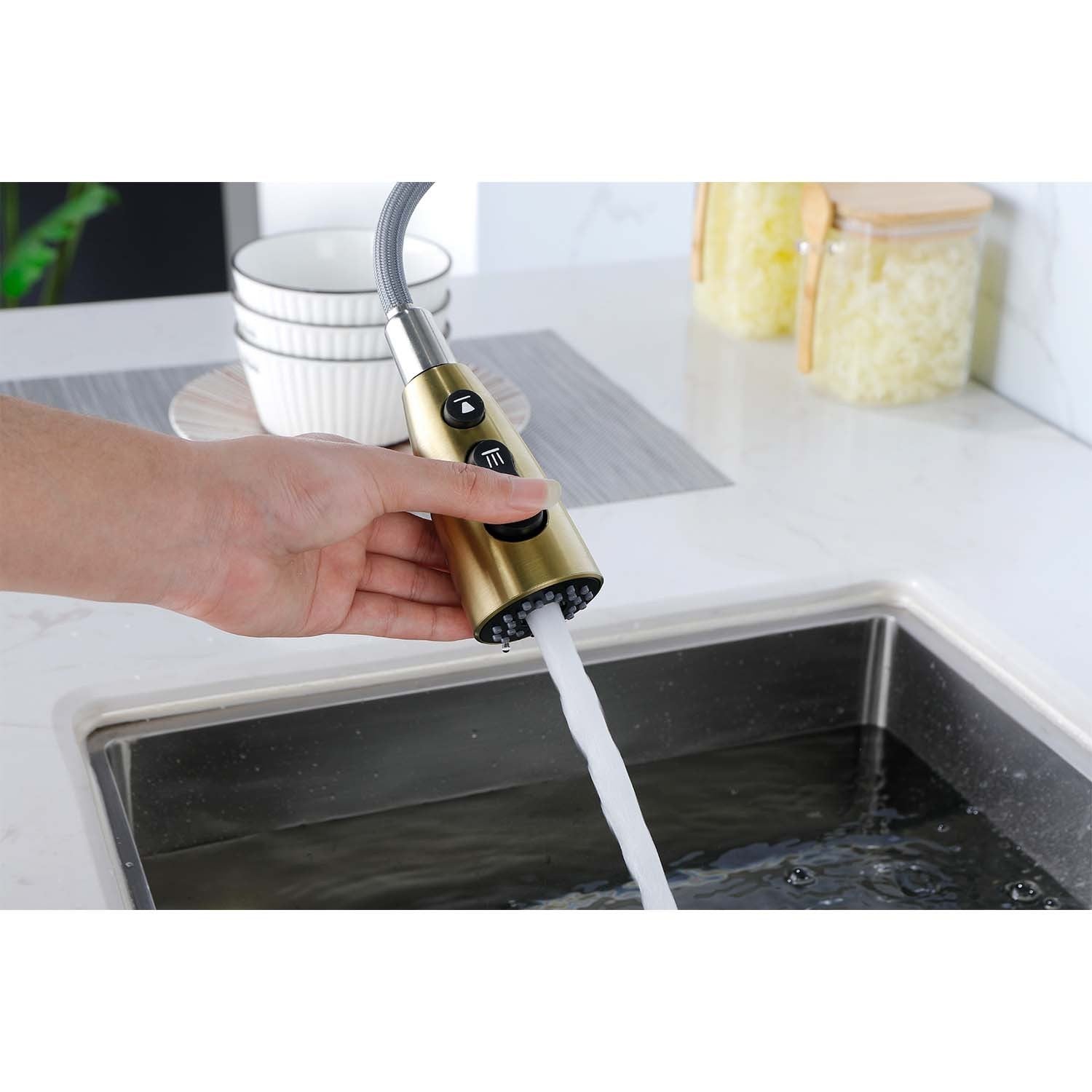 HAOYYE Kitchen Faucet with Pull Down Sprayer Sturdy Space-Saving Heavy Duty Modern Design Adults Dorm Room Easy Assembly Bedroom Furniture