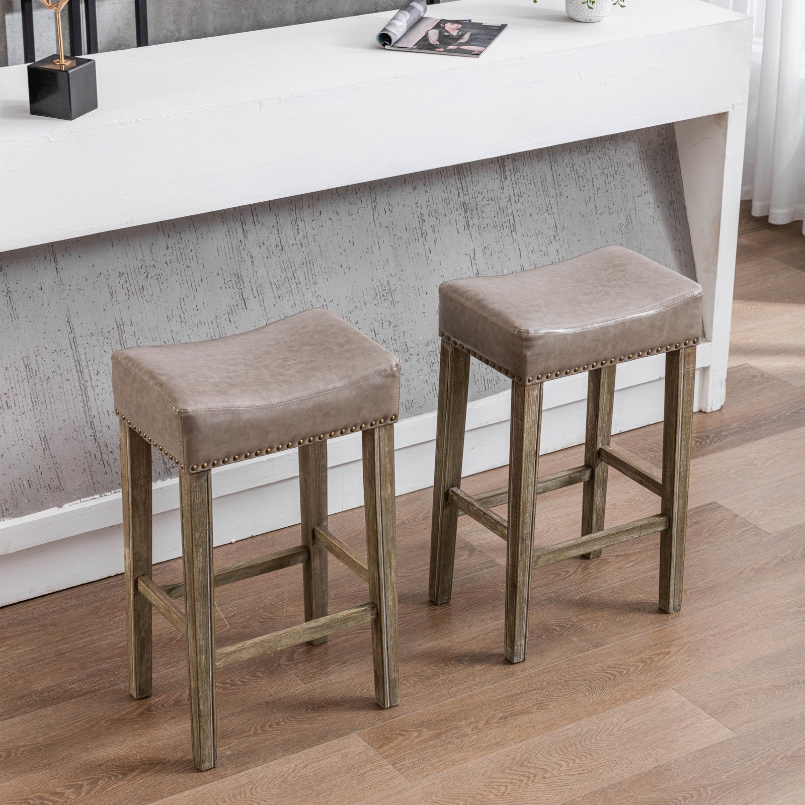 Haoyye Counter Height Bar Stools, Set of 2 Backless Faux Leather Farmhouse Island Chairs for Kitchen or Dining Area, Modern Space-Saving Sturdy Design for Breakfast Bar, Pub, Cafe or Home Use, Comfortable and Easy to Assemble Seating
