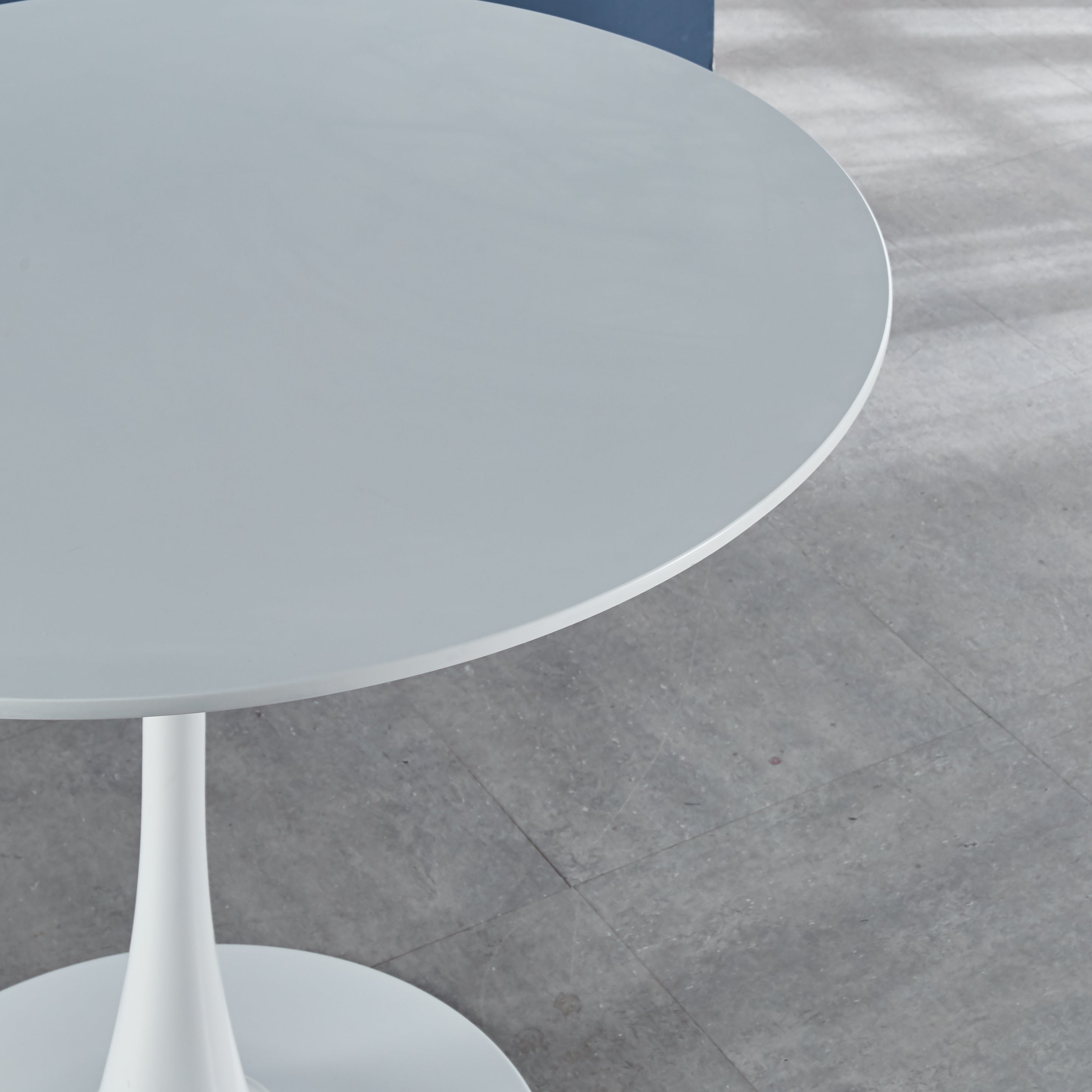 HAOYYE White Tulip Dining Table for 4-6 People, Mid-Century Modern Pedestal Table, Round MDF Top, Sturdy, Space-Saving, Heavy-Duty, Durable Design for Dining Room, Kitchen, or Living Room