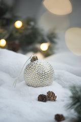 HAOYYE D3.9" Christmas Ball Ornaments, Glass Decorative Hanging Ball Christmas Tree Ornaments for Holiday Party Decorations, Set of 6 Sturdy Space-Saving Heavy Duty Modern Design Adults Dorm Room