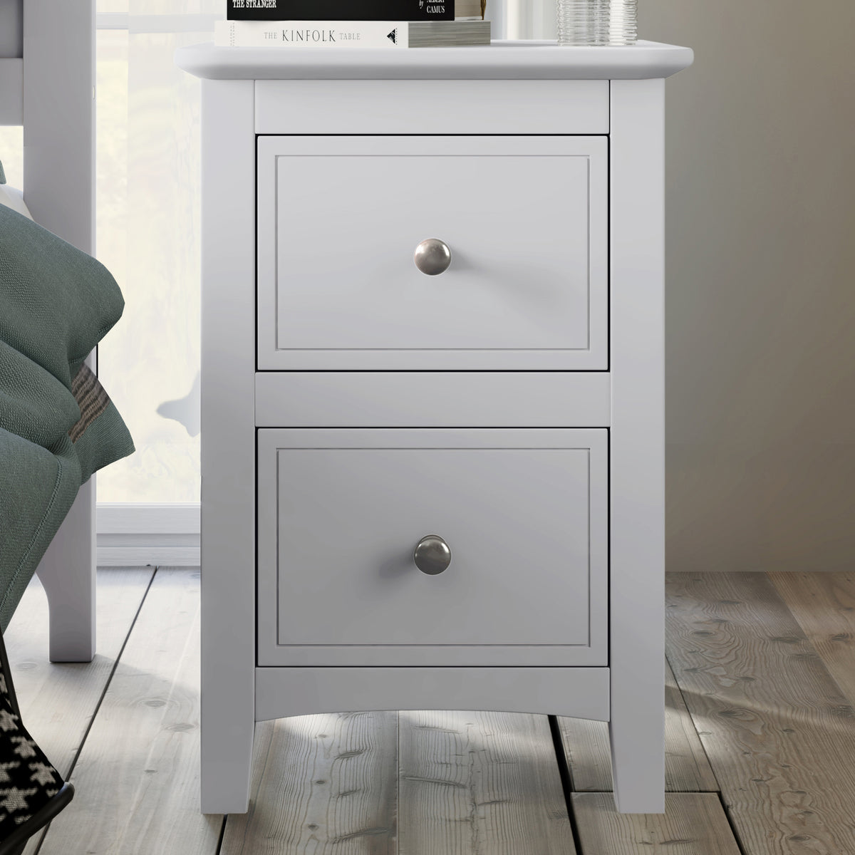 HAOYYE Solid Wood Nightstand with 2 Drawers, White Modern End Table, Sturdy Space-Saving Heavy Duty Design, Ideal for Bedroom or Dorm Room, Easy Assembly