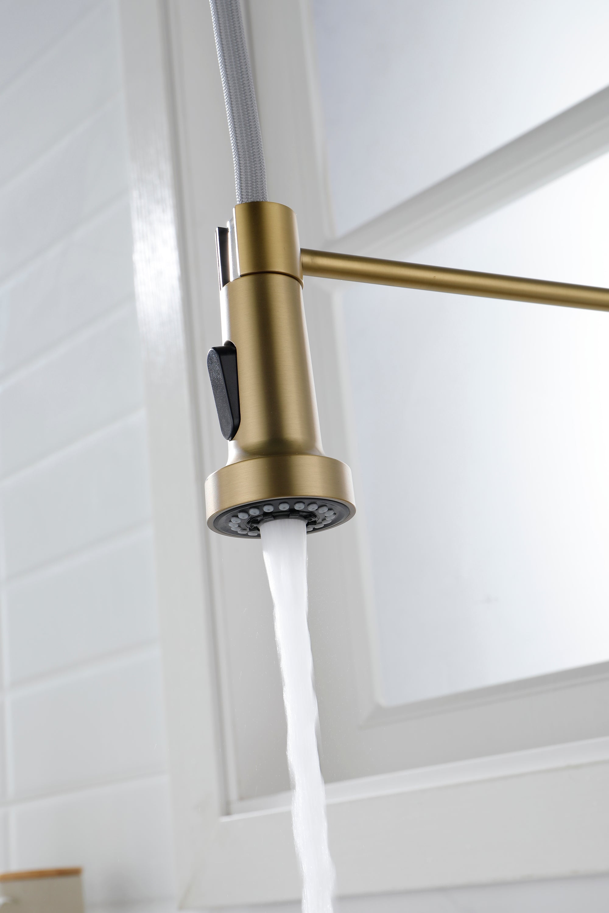 HAOYYE Kitchen Faucet with Pull Out Spraye Sturdy Space-Saving Heavy Duty Modern Design Adults Dorm Room Easy Assembly Bedroom Furniture