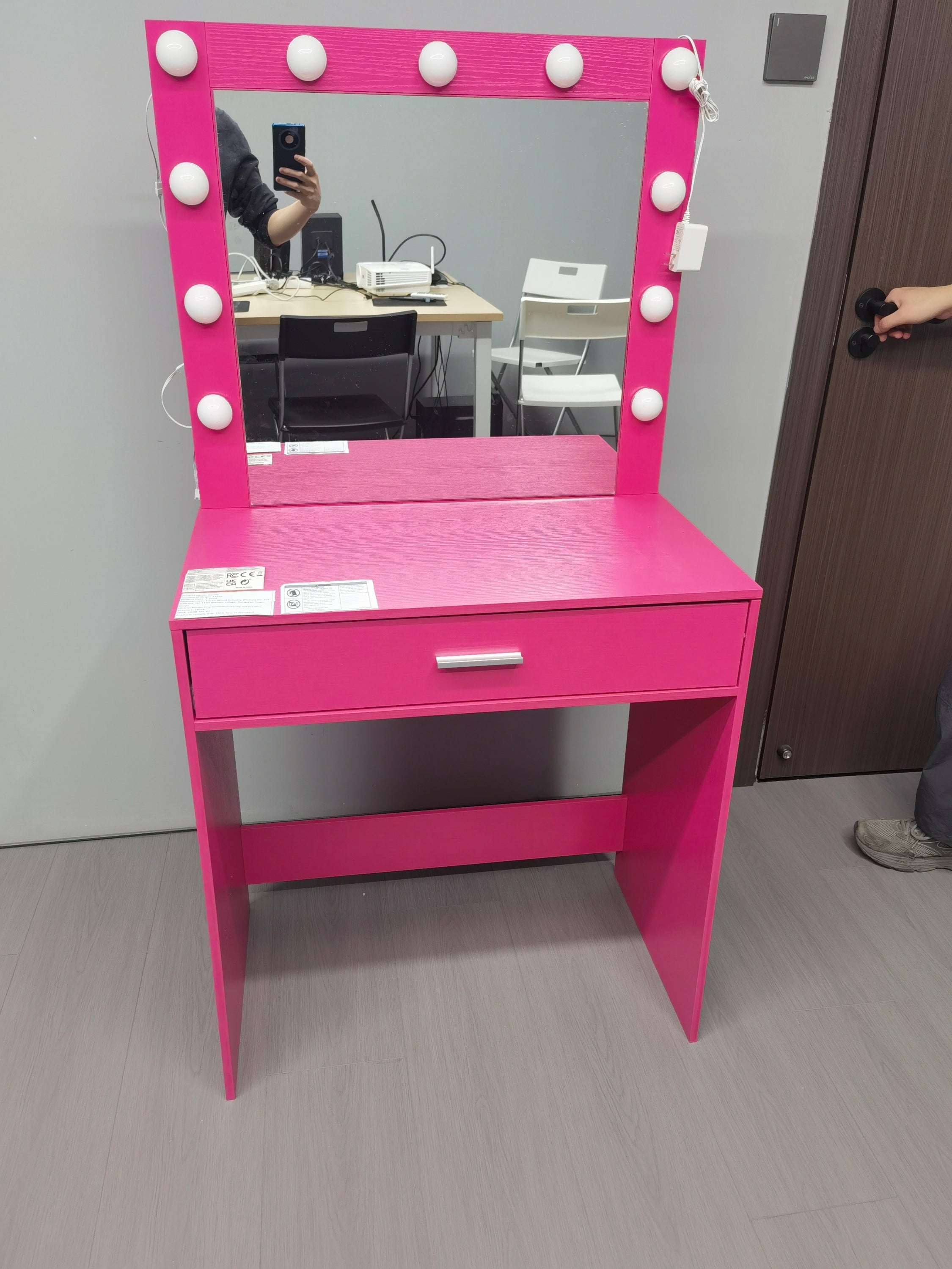 HAOYYE Vanity Desk with Mirror and Lights, Dressing Table with Large Drawer, 1 Level Storage Dresser & 3 Lighting Modes Adjustable Brightness, Suitable for Bedroom(Pink)