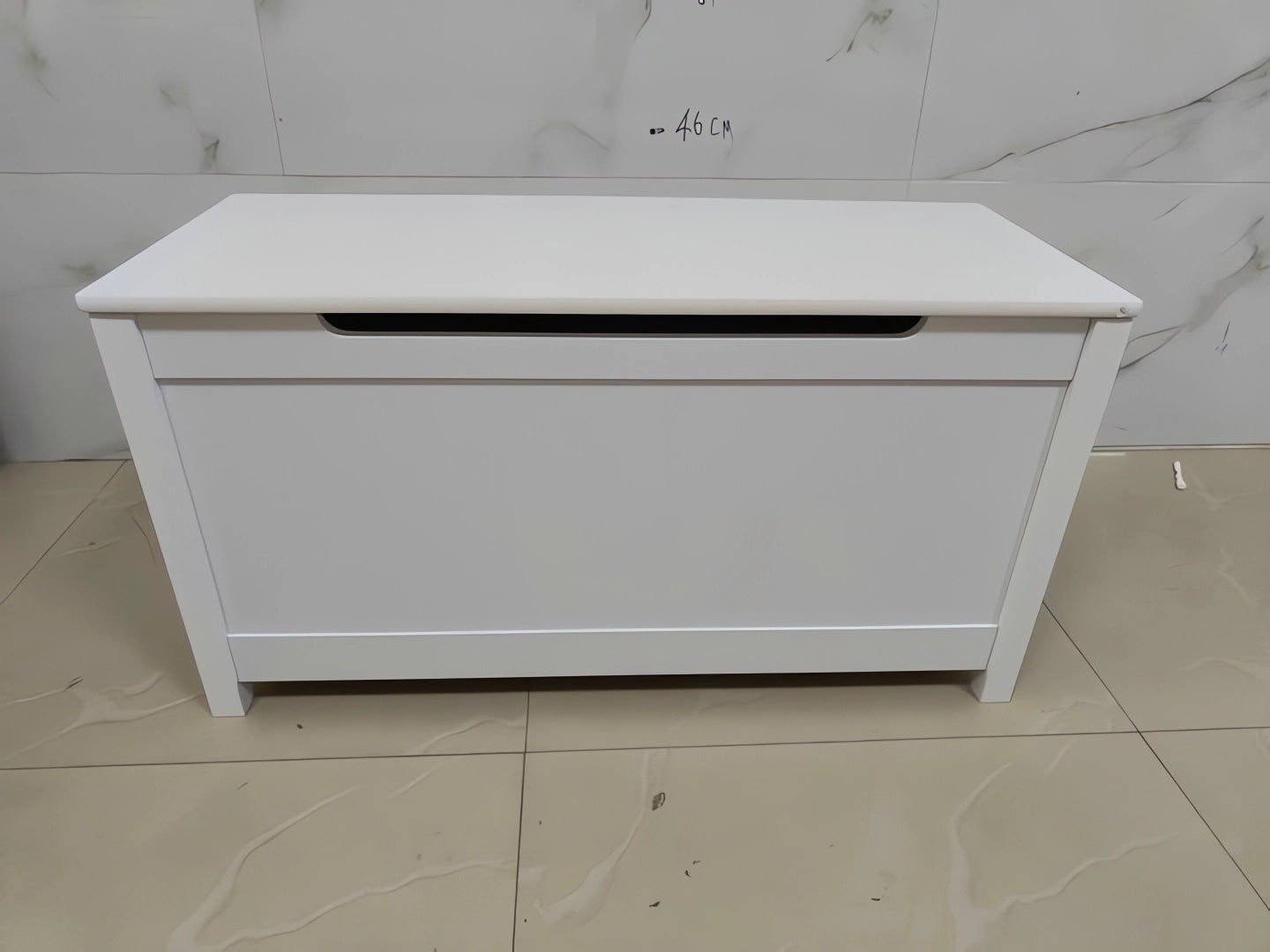 HAOYYE Wooden Toy Box Storage with Safety Hinged Lid, White, Sturdy Space-Saving Design, Easy Assembly, Durable and Stylish Home Furniture