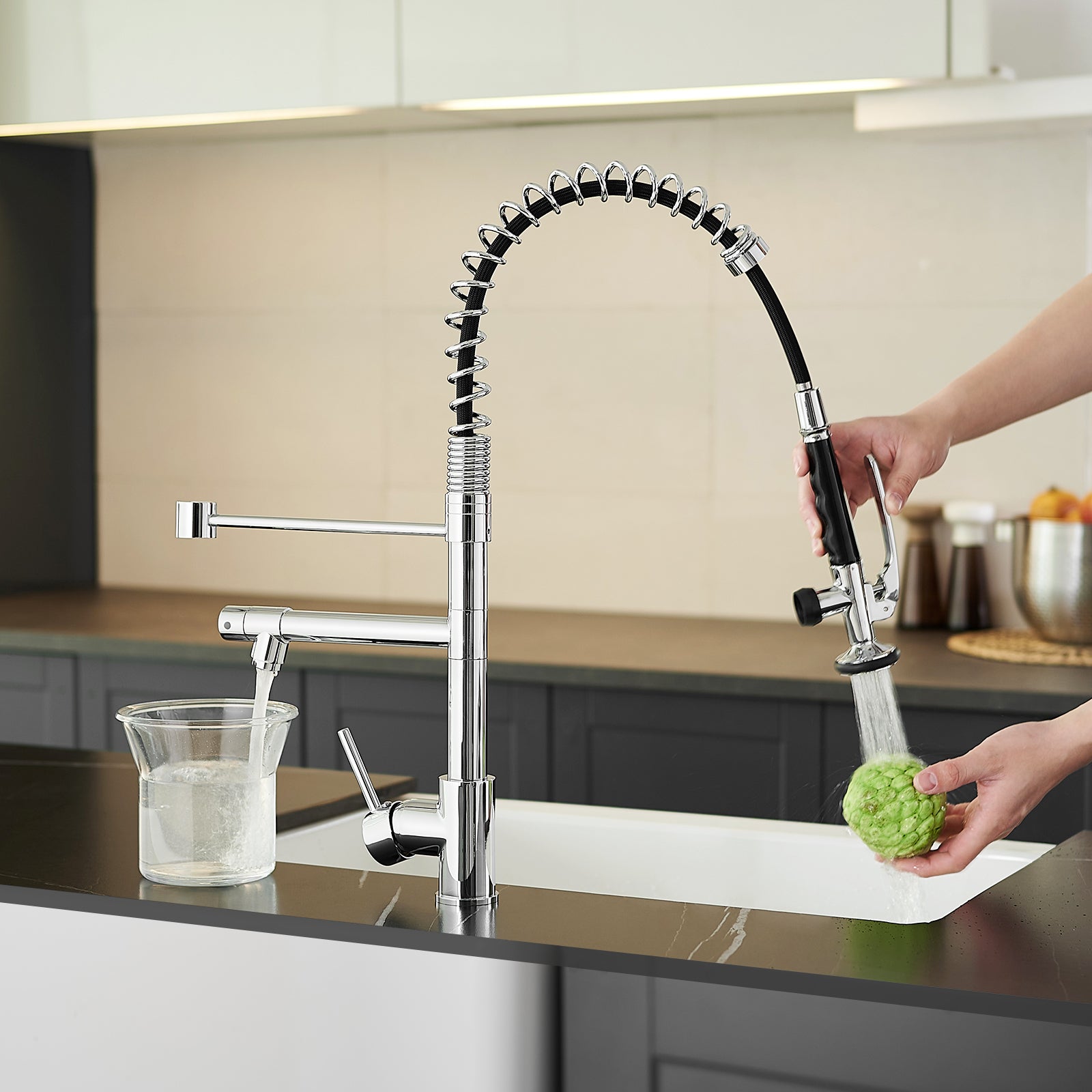 HAOYYE Commercial Kitchen Faucet with Pull Down Sprayer, Single Handle Single Lever Kitchen Sink Faucet Sturdy Space-Saving Heavy Duty Modern Design Adults Dorm Room Easy Assembly Bedroom Furniture