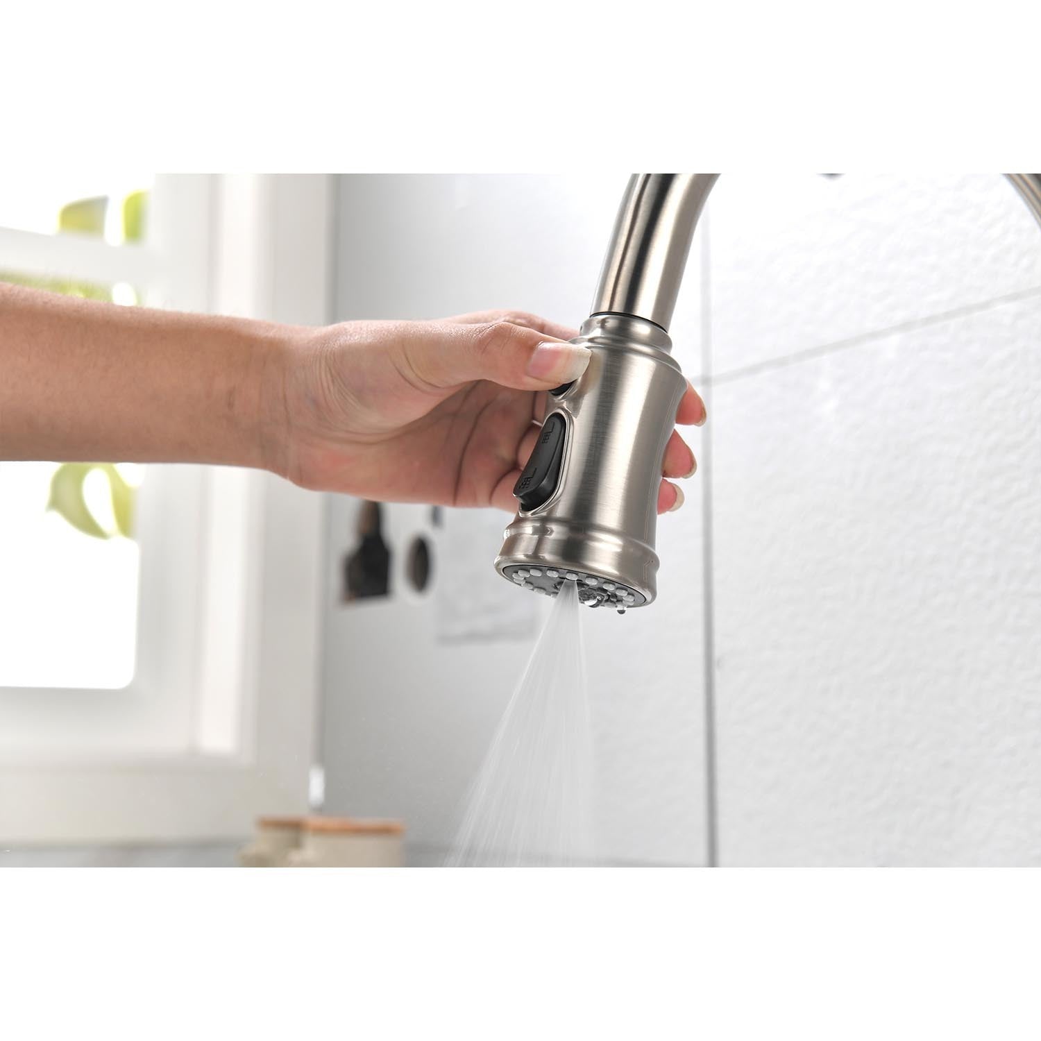 HAOYYE Single Handle High Arc Pull Out Kitchen Faucet,Single Level Stainless Steel Kitchen Sink Faucets with Pull Down Sprayer Sturdy Space-Saving Heavy Duty Modern Design Adults Dorm Room Easy Assembly